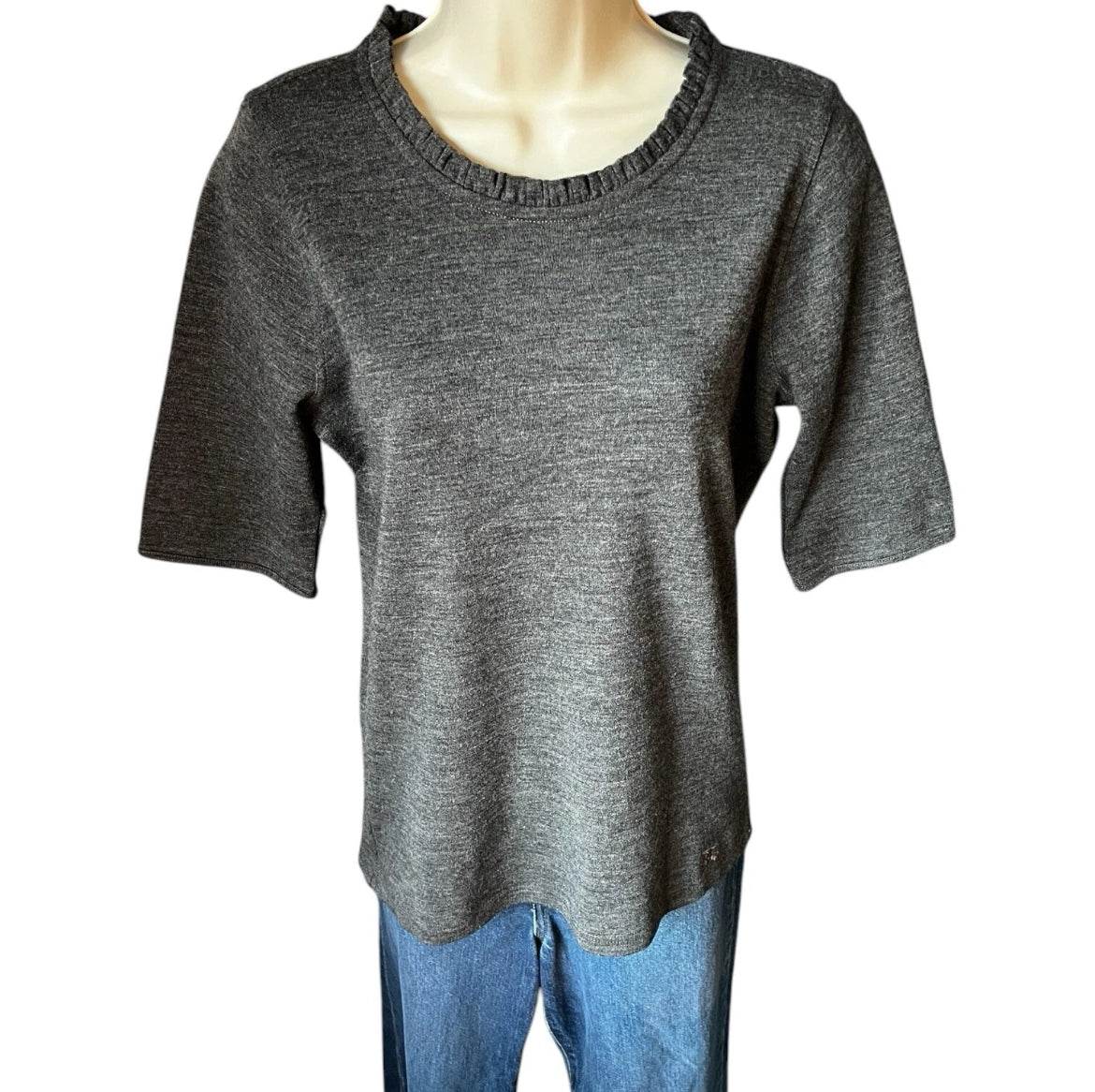 Burberry Wool Ruffle Short Sleeve Jumper – Melange Grey, Size L – pre-loved